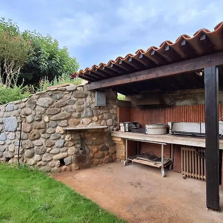 Sous Le Grand Pin Piscine&spa éden En Cévennes à Gard